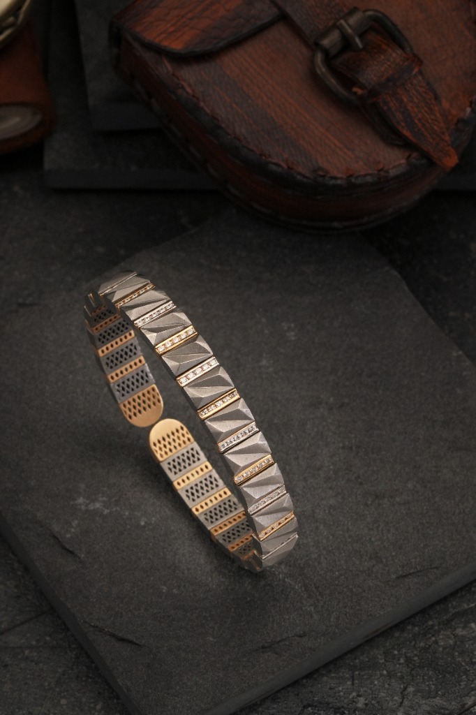 Titanium Mens pyramidal faceted matte titanium and rose gold cuff bracelet with diamond accents